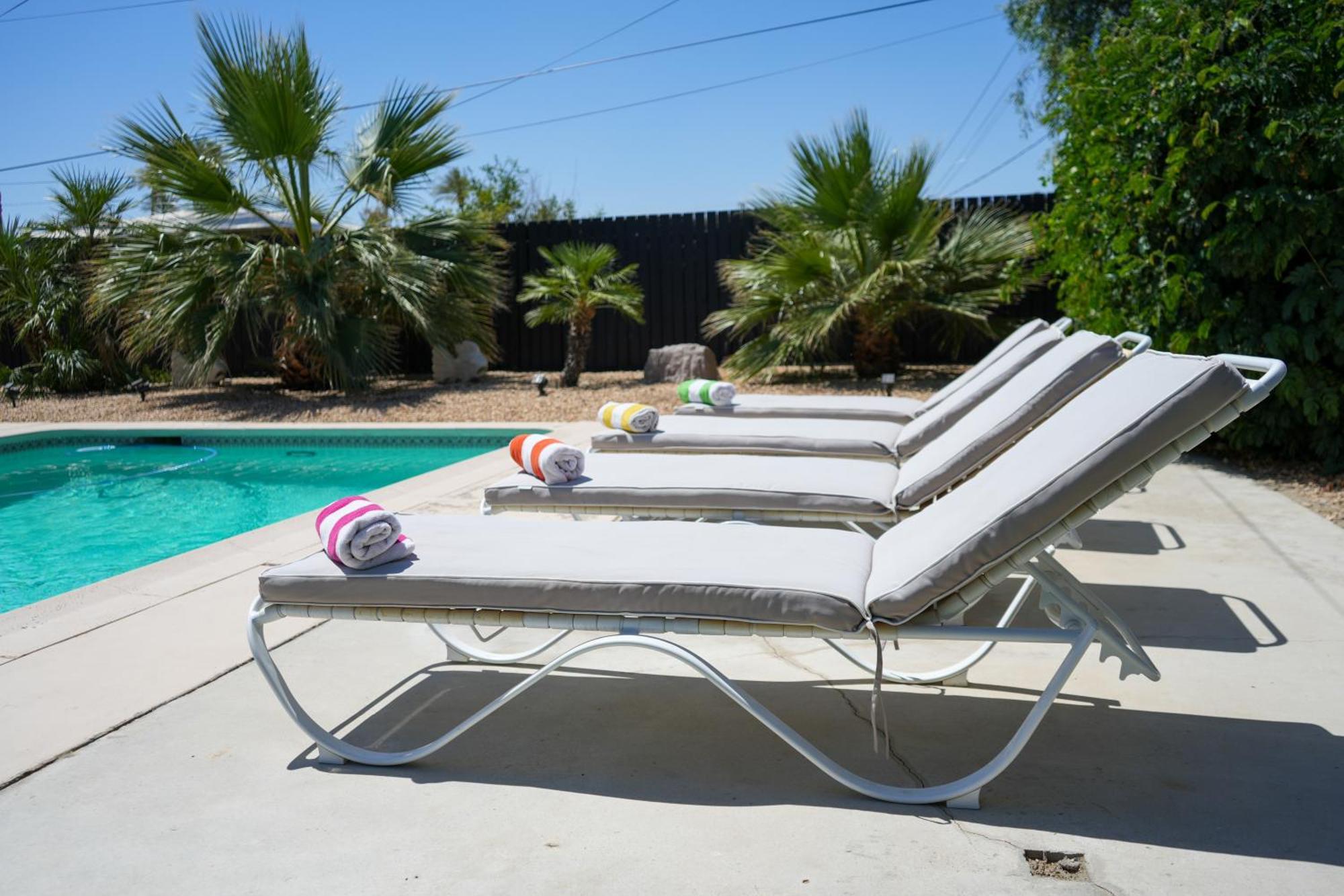 The Pink Cactus - Desert Retreat - Luxe Pool, Golf & Game Room Индио Экстерьер фото